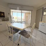 1 Chambre, Dernier Etage Avec Asc, Clim, Res Avec Piscine Sète