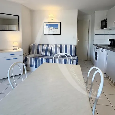 1 Chambre, Dernier Etage Avec Asc, Clim, Res Avec Piscine